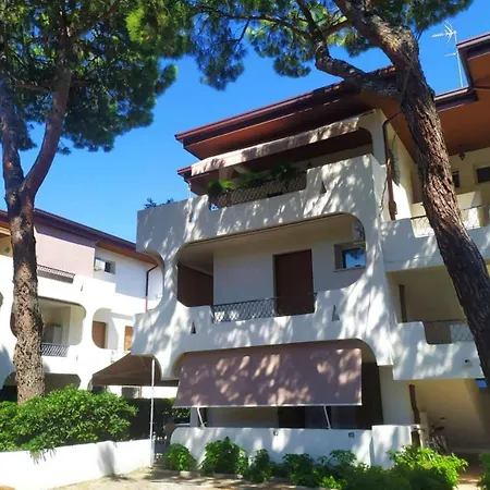 In 31048 Rosolina Mare